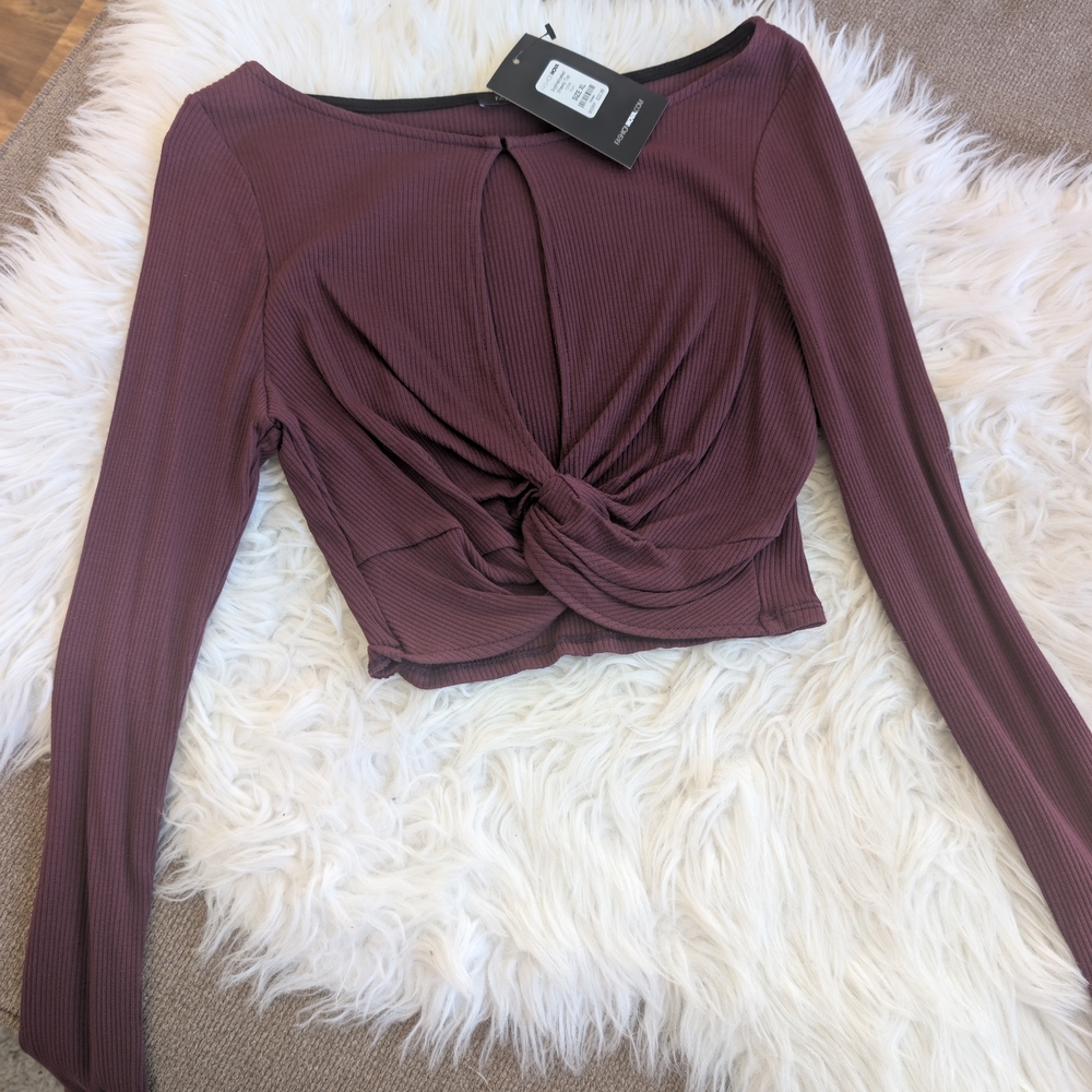 Fashion Nova Twist Front Long Sleeve Crop Top - Plum